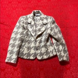 GIVENCHY Sport Signature Wool Mohair Blend Houndstooth Blazer. Vintage Size- 12
